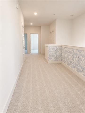 Building Photo - 908 Emerling Dr