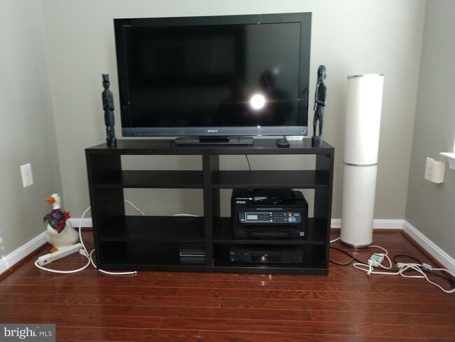 Building Photo - 5627 Lanier Ave