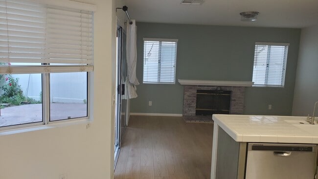 Building Photo - 26721 Linnet Ct