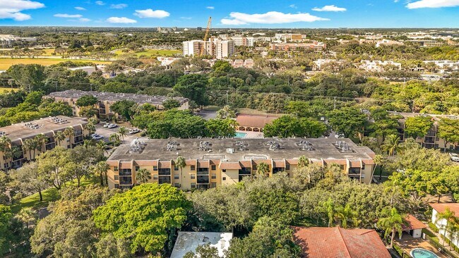 Building Photo - Beautiful 2 bedroom 2 bath Condo in Boca Raton, close to FAU