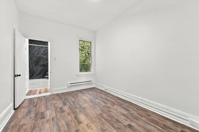 Building Photo - 1216 N 41st St