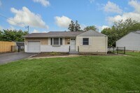 Building Photo - 22 Heath Ln