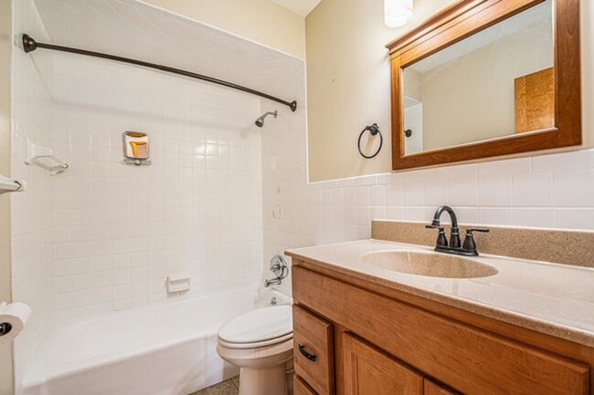 Building Photo - Penn Schools!  Remodeled Granger home-Lawn...