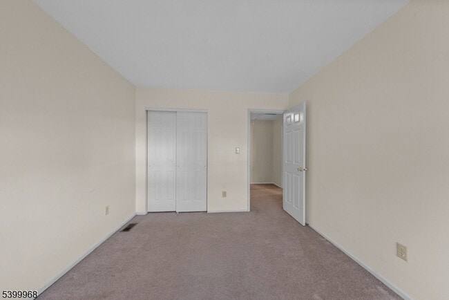 Building Photo - 1 Almond Dr