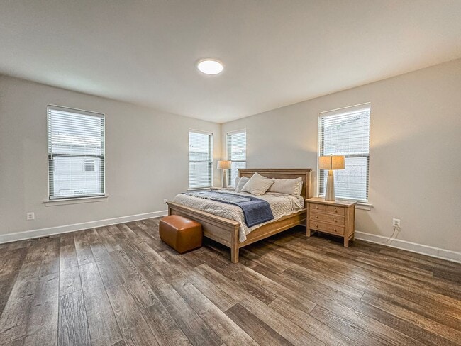 Building Photo - Modern 3 Bed 2.5 Bath End-Unit Townhome With Deck In The Landing At Cannon Branch