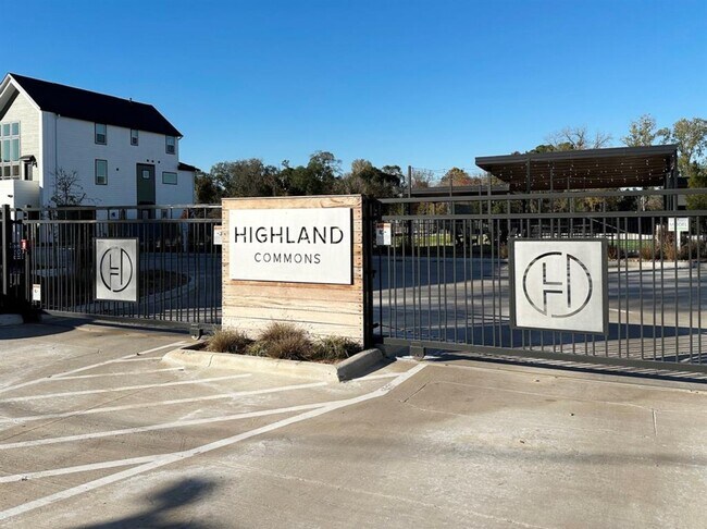 Building Photo - 1103 Highland Rnch Ln
