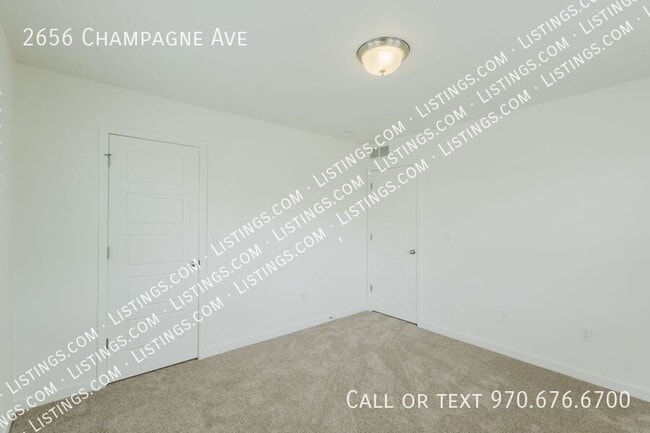Building Photo - 2656 Champagne Ave