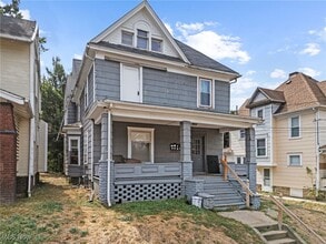 Building Photo - 1018 9th St NW