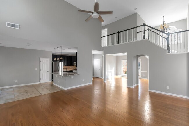 Building Photo - 13065 Tidewater Crossing