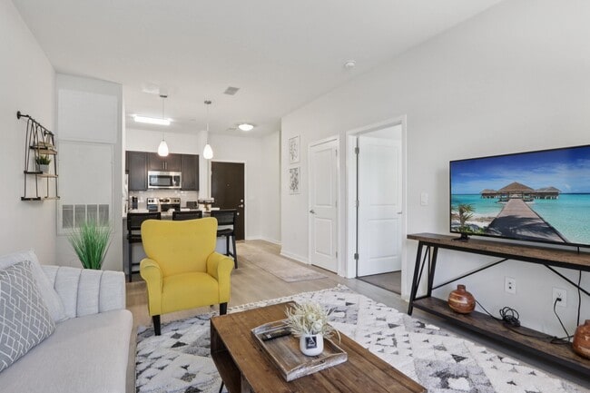 Building Photo - The View at Old City