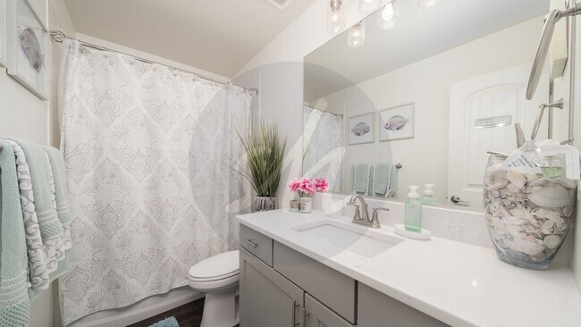 Building Photo - Beautiful Rancher in Cumbre Vista