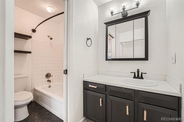 Building Photo - 8772 Chase