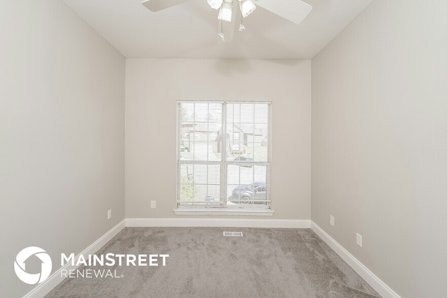 Building Photo - 1309 Riverford Cir