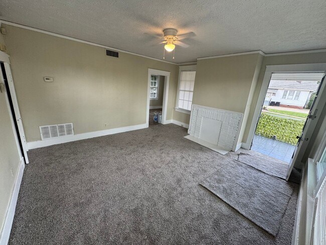 Building Photo - South Penn Duplex of Capitol Heights