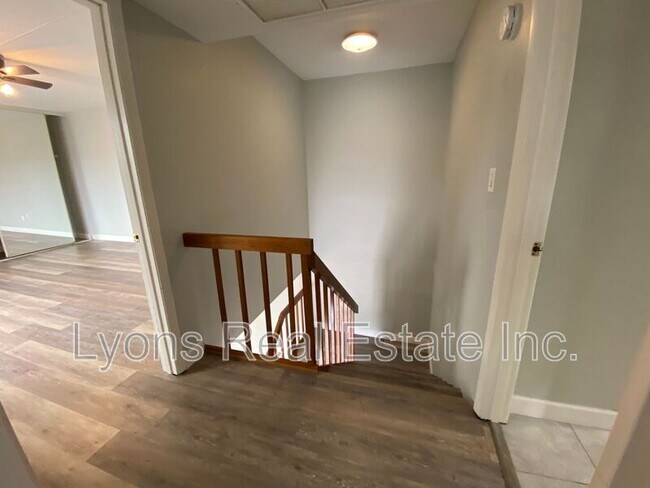 Building Photo - 1667 Park Meadows Dr