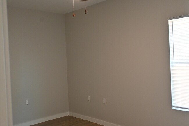 Building Photo - 311 Dorel Dr