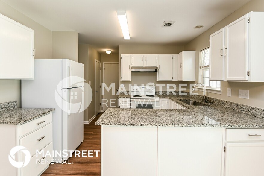 Building Photo - 395 Amhurst St SW