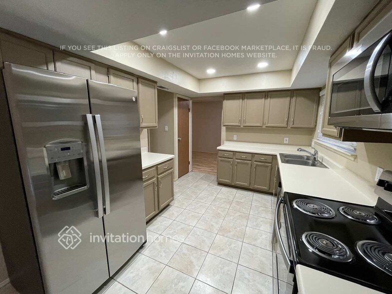 Building Photo - 164 Maple Branch St