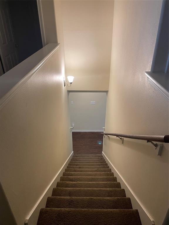 Building Photo - 11418 El Diamante Dr