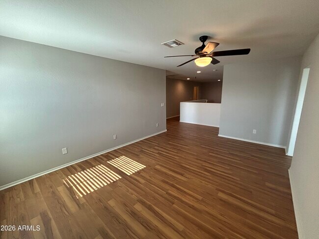 Building Photo - 17922 W Tina Ln