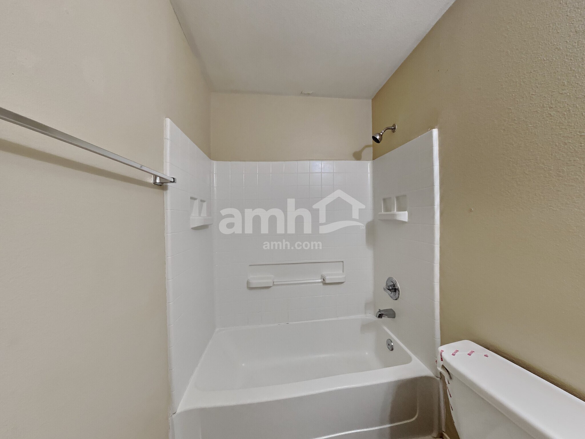 Building Photo - 3803 Dogwood Trl