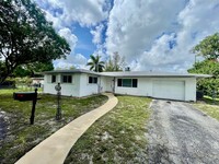 Building Photo - 4430 W Broward Blvd