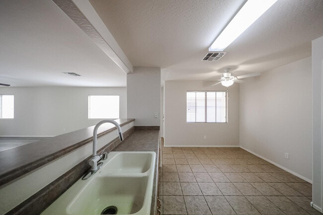 Building Photo - 16034 W Winchcomb Dr