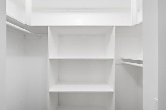 Building Photo - 45433 Witten Dr