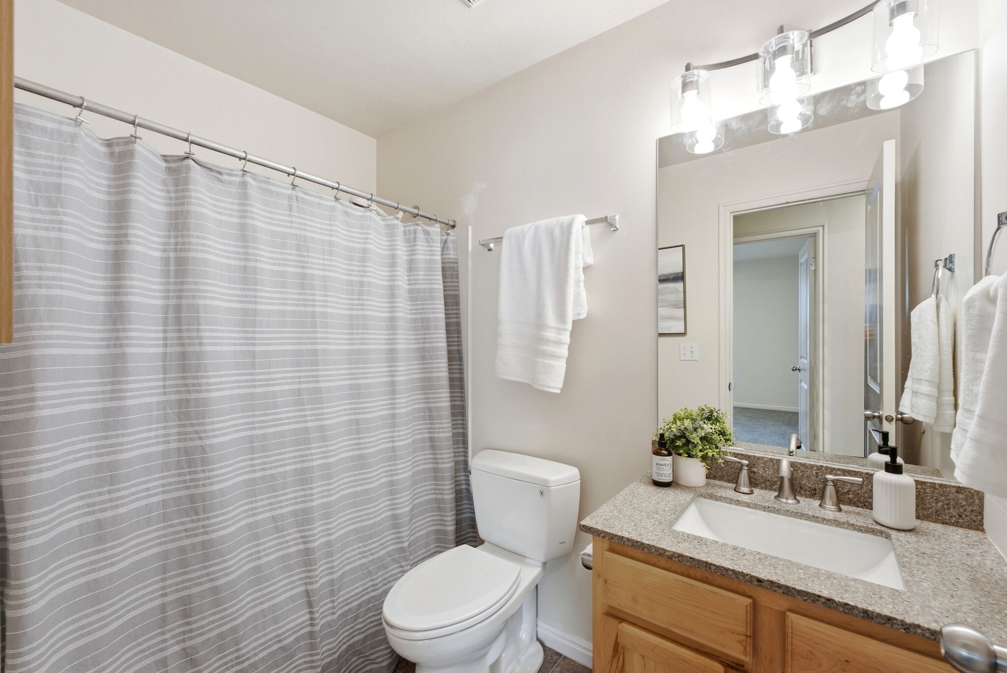 Building Photo - 3687 E Royal Troon Dr