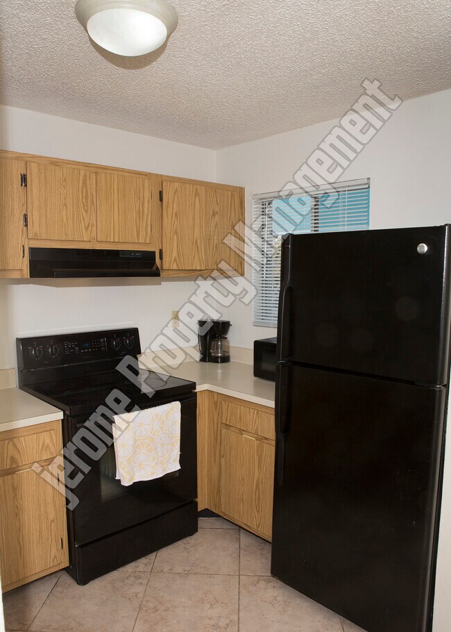 Building Photo - 98442 Windward Ave