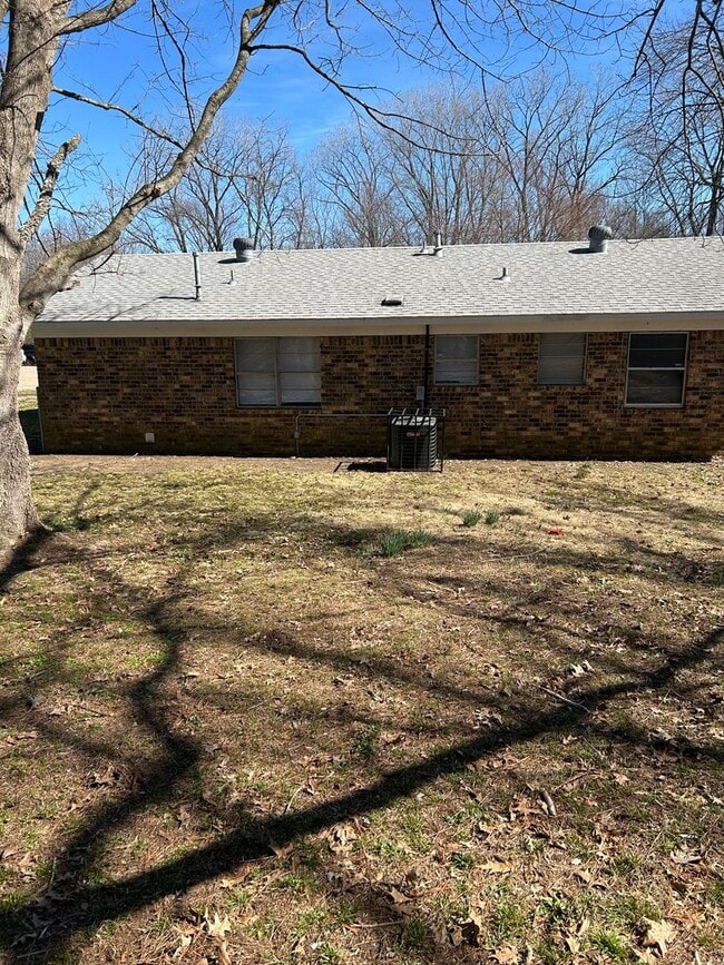 Building Photo - 5387 Cornstalk Cove