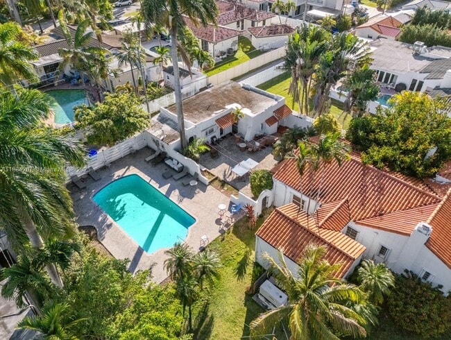 Building Photo - 1134 Harrison St