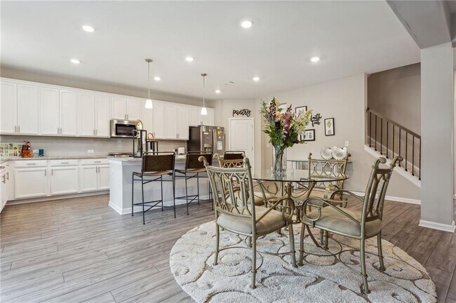 Building Photo - 4367 Waxwing St