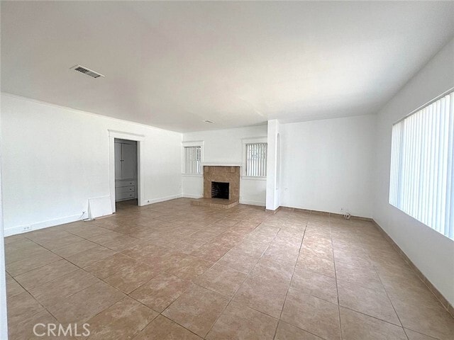 Building Photo - 1554 E Woodbury Rd