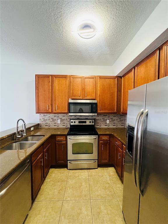 Building Photo - 9096 Iron Oak Ave