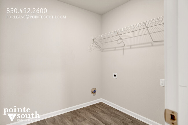 Building Photo - 32146 Calder Ct