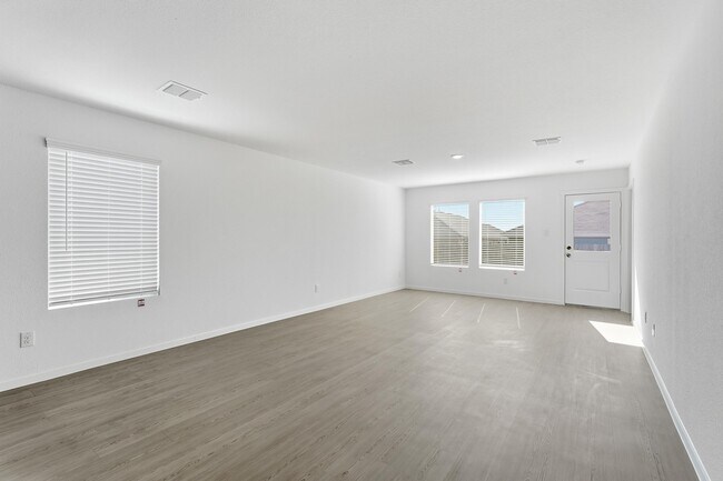 Building Photo - 1000 Calley Pear Trl