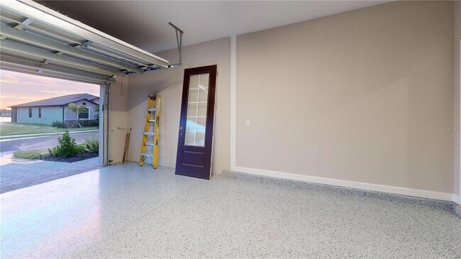 Building Photo - 1464 Saddlewood Cir