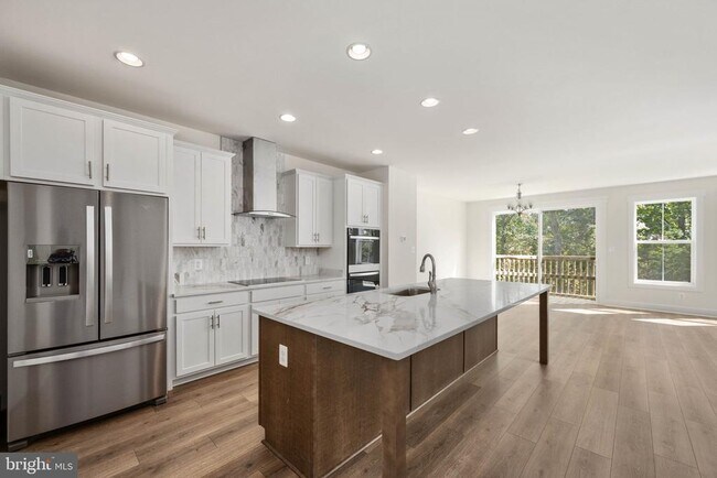 Building Photo - 356 Evermore Ln