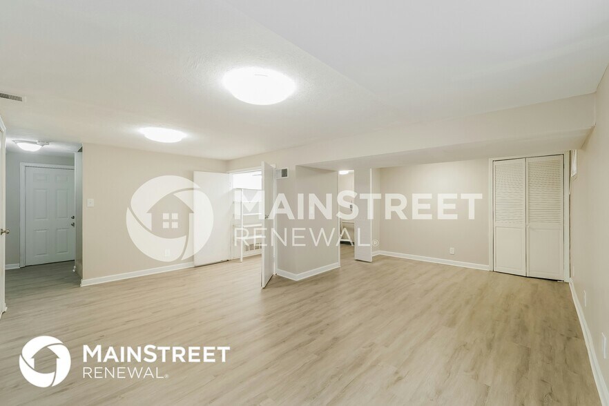 Building Photo - 13113 E 44th Terrace S