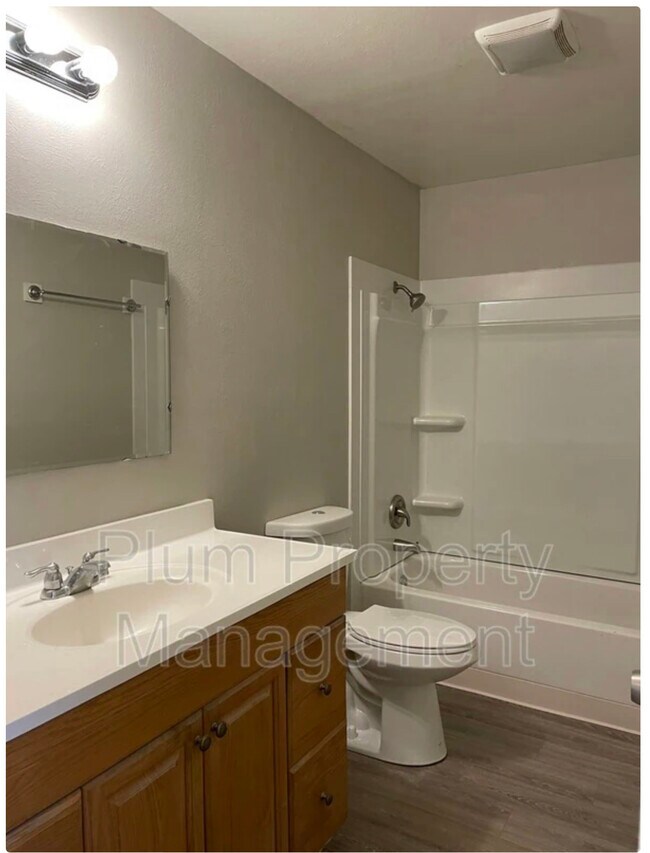 Building Photo - 2501 55th St