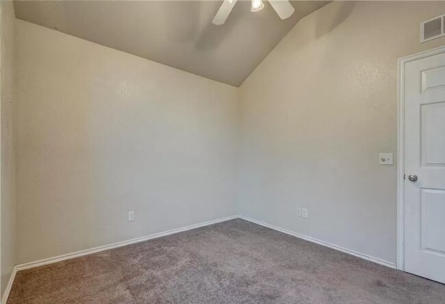 Building Photo - Beautiful 3 Bed 2 Bath in Edmond