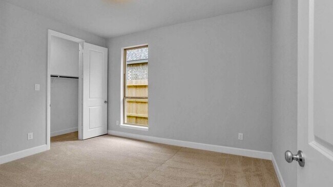 Building Photo - 42841 Terraza Blvd
