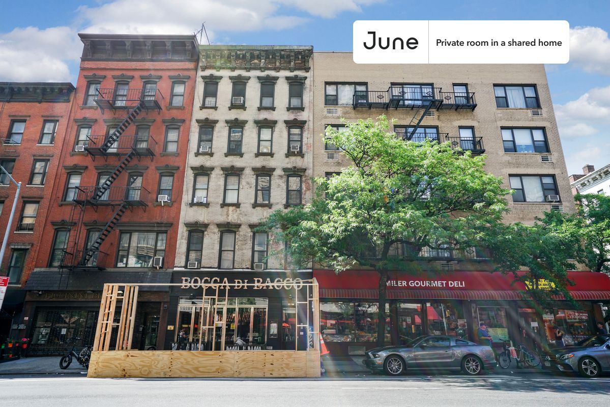 Building Photo - Room in Shared 3 bed/2 bath home in Hell's Kitchen