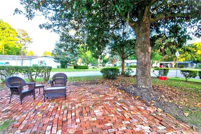 Building Photo - 2204 NW 29th Ave