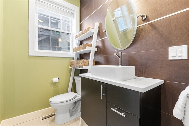 Building Photo - 170 W Fifth St