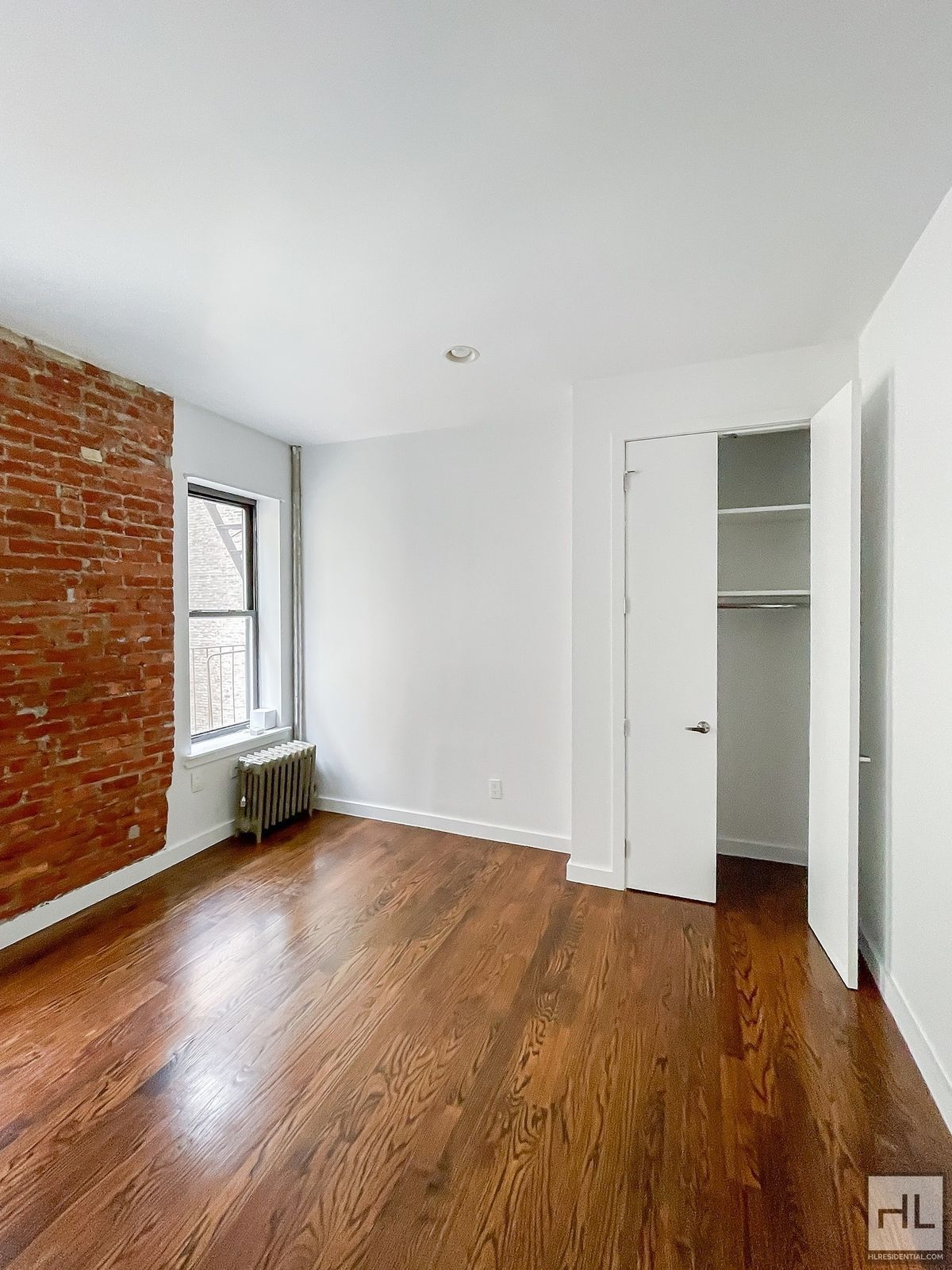Building Photo - EASTERN PARKWAY / Crown Heights Studio