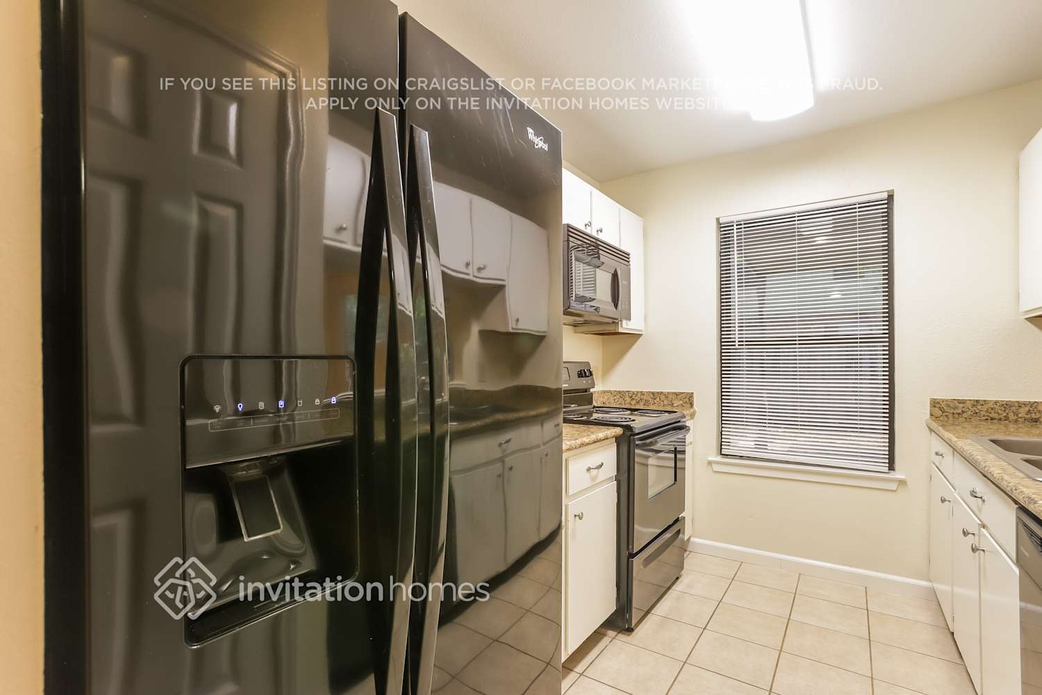 Building Photo - 7 Redberry Ct