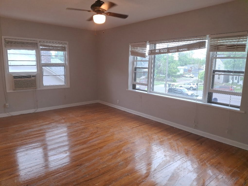 Building Photo - 768 E 900 S