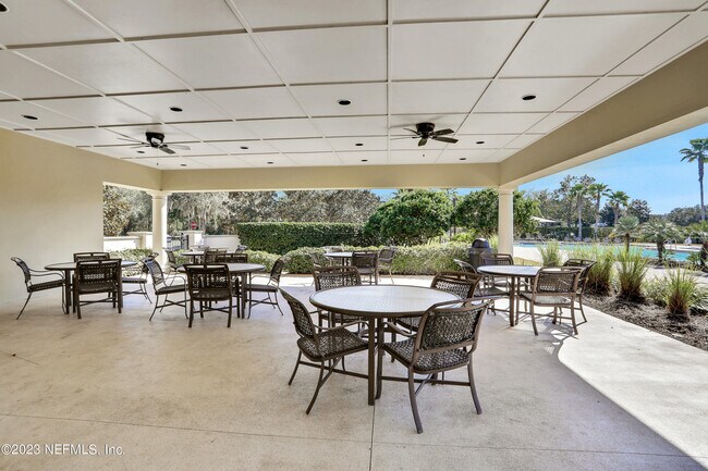 Building Photo - 136 Oyster Bay Way
